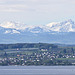Blick über den Bodensee auf Schweizer Alpen