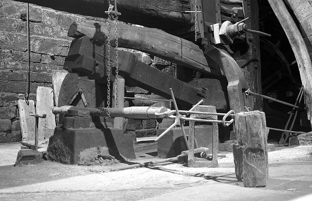 No.1 Hammer