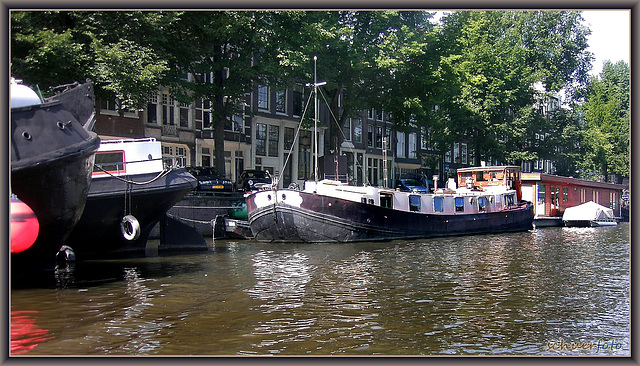 "Amsterdamer Boot-Parkplätze"