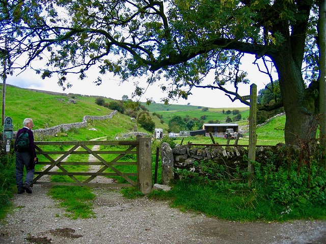 Path leading along Biggin Dale from Main Street, Biggin