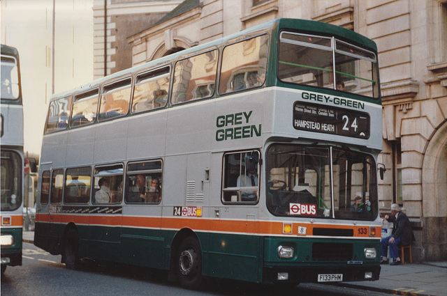 Grey-Green 133 (F133 PHM) in London – 29 Oct 1989 (106-10) Grey-Green 133 (F133 PHM) in London – 29 Oct 1989 (106-10)