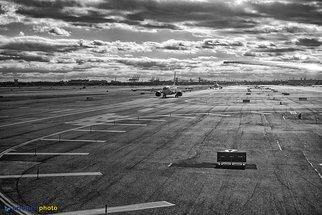 Inbound Newark Liberty International Airport (EWR)