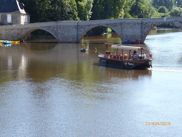 Bateau .....................