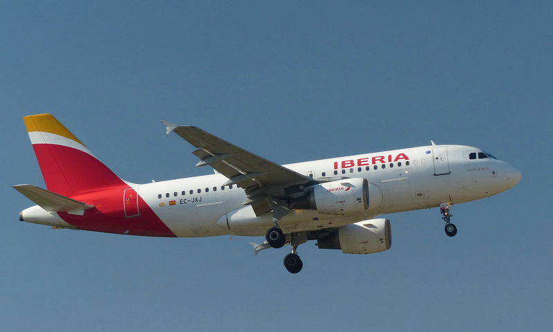 EC-JXJ approaching Heathrow - 30 June 2018