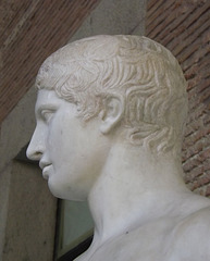 Detail of the Doryphoros by Polykleitos in the Naples Archaeological Museum, July 2012