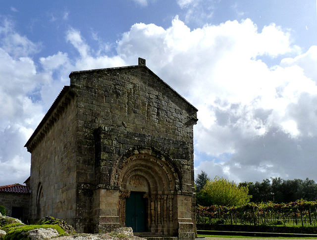 Bravães - Igreja de São Salvador