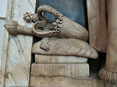 christ church spitalfields london   (17)mace on tomb by flaxman to sir robert ladbroke +1794