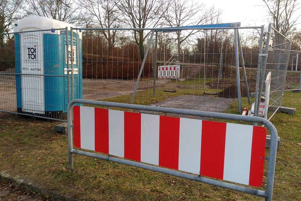 Happy Toi Toi Playground Fence Friday!