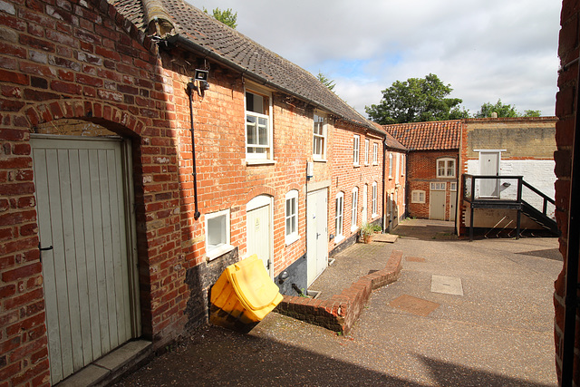 Yard behind No.25 Market Place, Halesworth, Suffolk