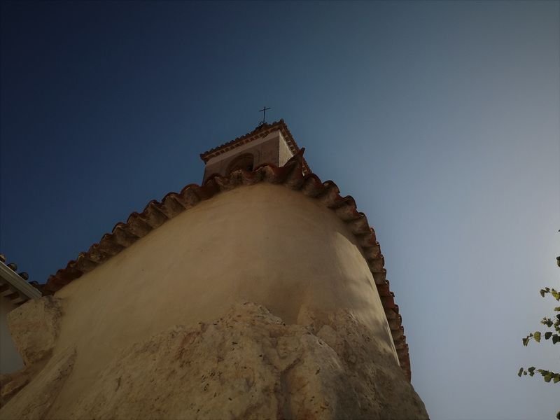 Another perspective of the Dolmen-Chapel of Alcobertas