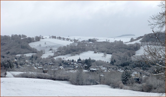 Egliseneuve d'Entraigues en Auvergne