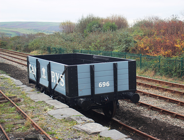 66045 [696] - craning day {4 of 5}