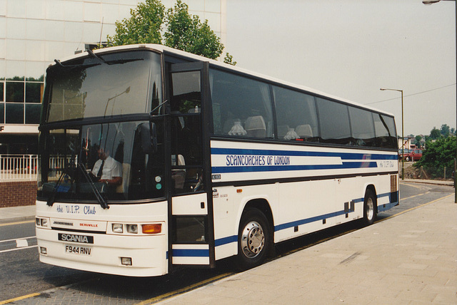 Scancoaches F944 RNV at Wembley Park Underground Station – 25 June 1992 (165-32) Scancoaches F944 RNV at Wembley Park Underground Station – 25 June 1992 (165-32)