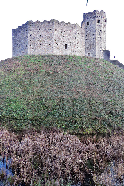 cardiff castle, wales