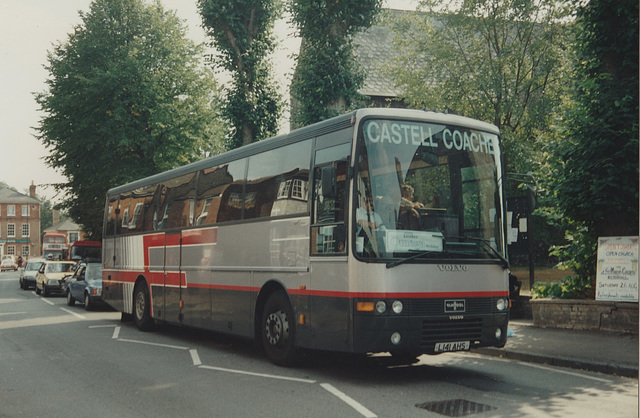 Castell Coaches L141 AHS in Mildenhall – 26 August 1995 (281-13)