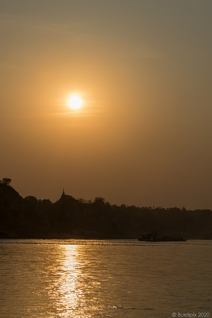 Ankunft in Bagan ... nach einem Tag auf dem Irrawaddy (© Buelipix)