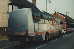 Castell Coaches L141 AHS in Mildenhall – 26 August 1995 (281-14)