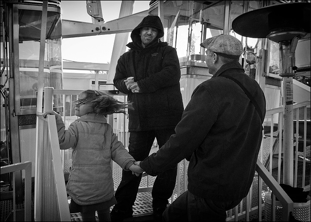 Fille à la grande roue.