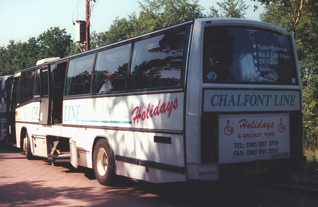 Chalfont Holidays C211 FMF at Barton Mills Picnic Area (A1065) – 4 Aug 1996 (321-33)
