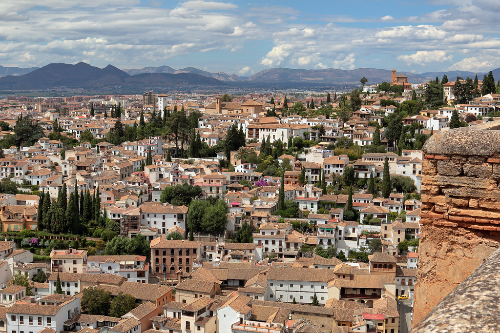 Alcazaba - Blick vom "Torre de las Armas" über die Stadt