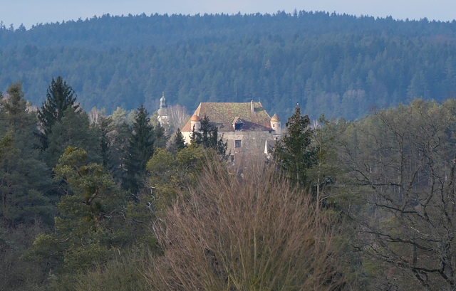 Burg Heimhof aus der Ferne