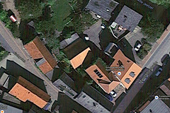 Satellitenbild /2015 Gebäude