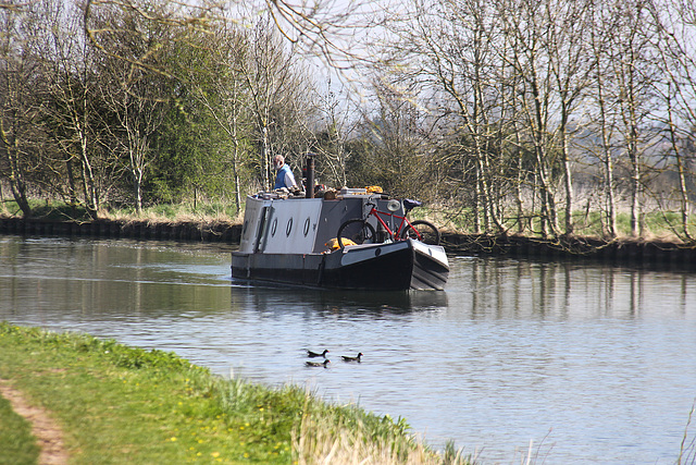 Canal traffic