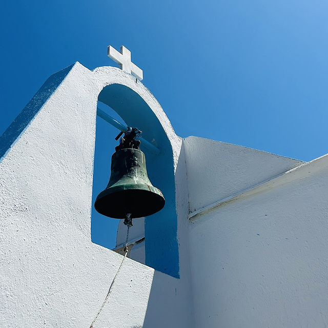 Κυανόλευκη.