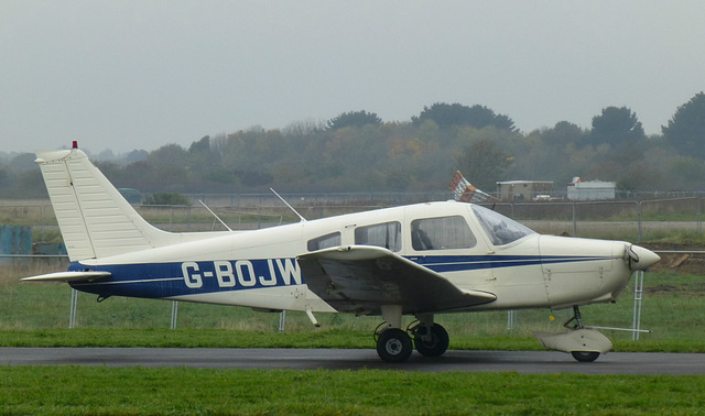 G-BOJW at Lee on Solent - 3 November 2015