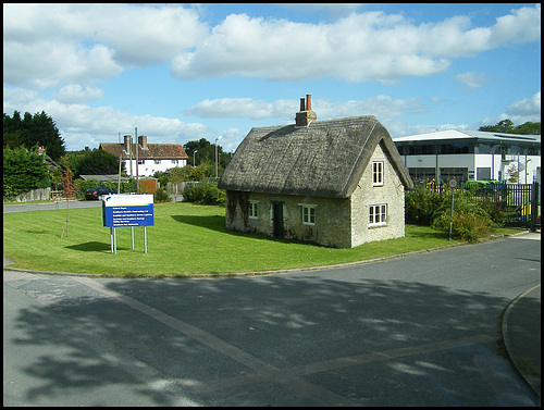 Southern Electric thatch