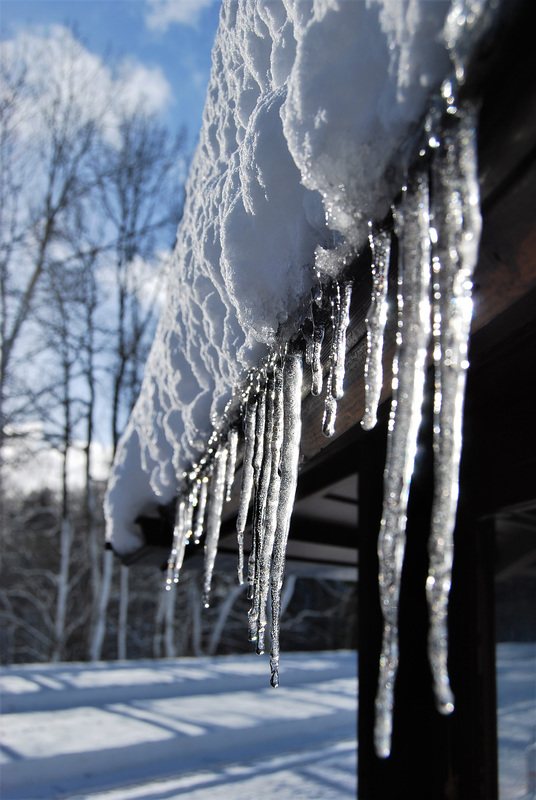 Snow and icicles!
