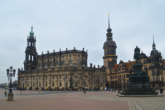 Dresden, Katholische Hofkirche and Hausmannsturm