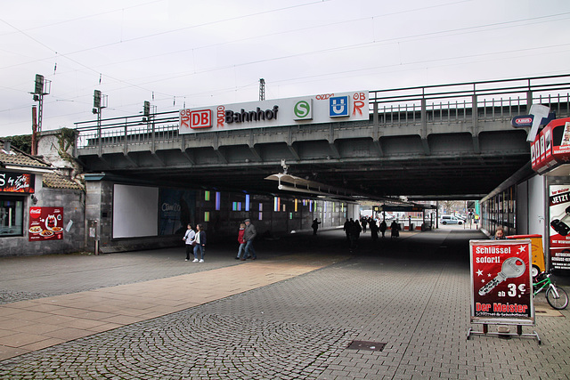 Bahnhofstraße, Unterführung unter der Köln-Mindener Eisenbahnstrecke (Herne) / 8.04.2023