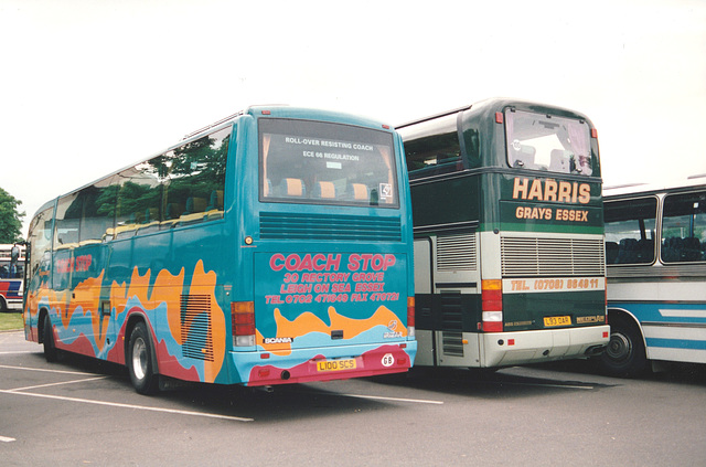 Coach Stop L100 SCS and Harris L93 OAR at RAF Mildenhall – 28 May 1995 (224-22)