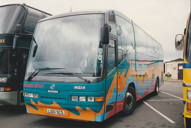 Coach Stop L100 SCS at RAF Mildenhall – 28 May 1995 (224-12) Coach Stop L100 SCS at RAF Mildenhall – 28 May 1995 (224-12)