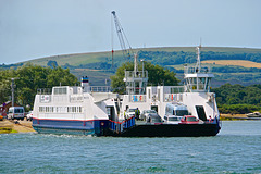 Sandbanks chain ferry