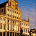 ...sehen sie das Rathaus in schönstem Licht - see the town hall in the most beautiful light...