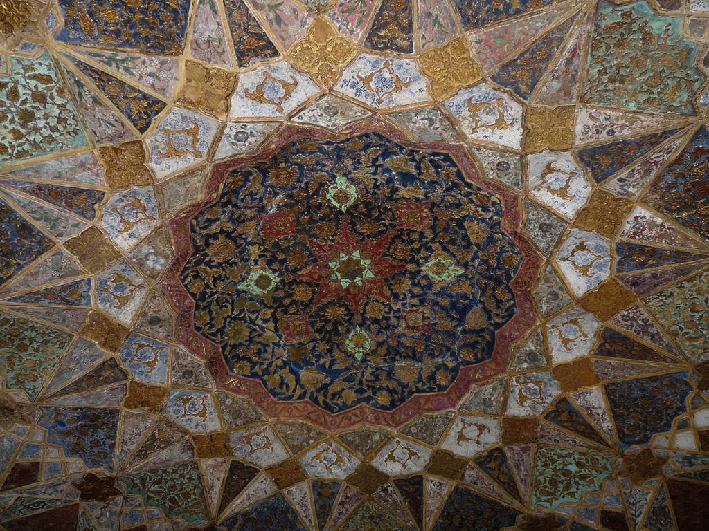 Agra- Itimad-ud-Daulah's Tomb- Pietra Dura Ceiling