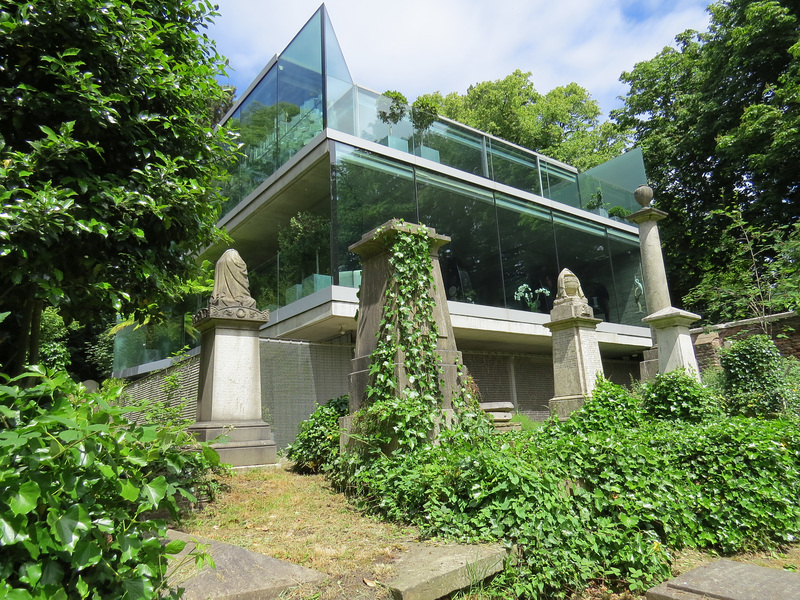 highgate west cemetery, london