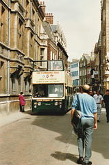 Guide Friday RFN 957G in Trinity Street, Cambridge – 13 Aug 1988 (70-20)