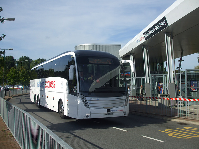 DSCF4904  Skills BX16 CGZ  (National Express contractor) at Milton Keynes - 1 Sep 2016