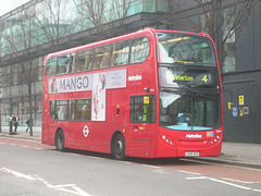 DSCN9931 Metroline Buses TE689 (LK55 KKZ) - 1 Apr 2013