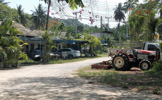 Tracteur Yammar EF 312 T