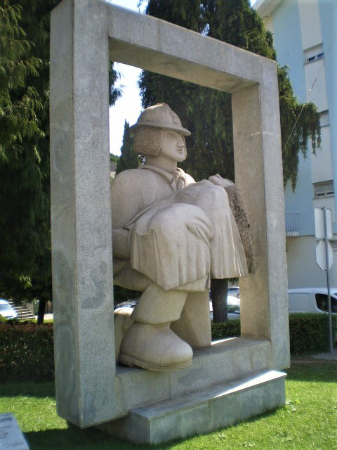 Monument to the Volunteer Fireman.
