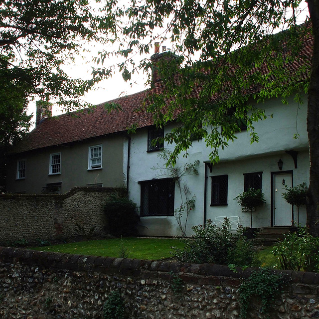 Newport: Bridge End, The Priory and the Old Priory 2012-09-09