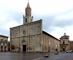 Atri - Basilica di Santa Maria Assunta