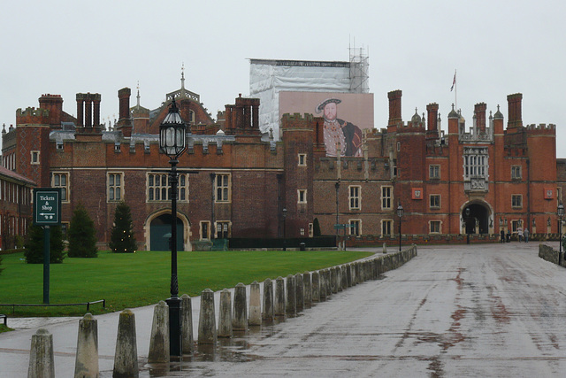 Hampton Court Palace