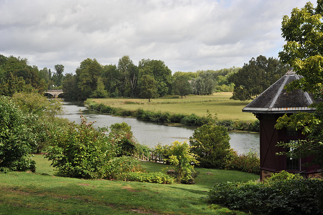 Parc du Château du Lude le long du Loir