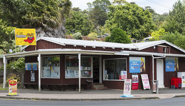 Laigholm Store