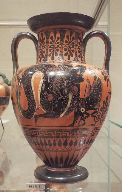 Terracotta Neck-Amphora Attributed to the Medea Group in the Metropolitan Museum of Art, April 2017
